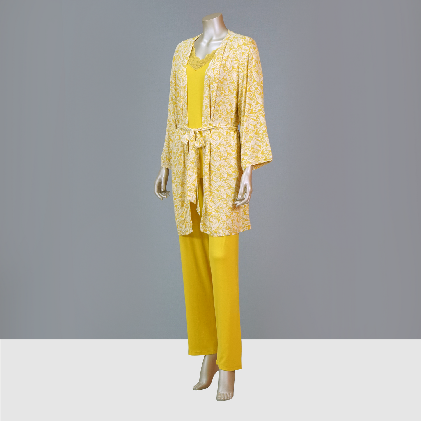 Short Sleeve Tee & Pants with Floral-Printed Robe